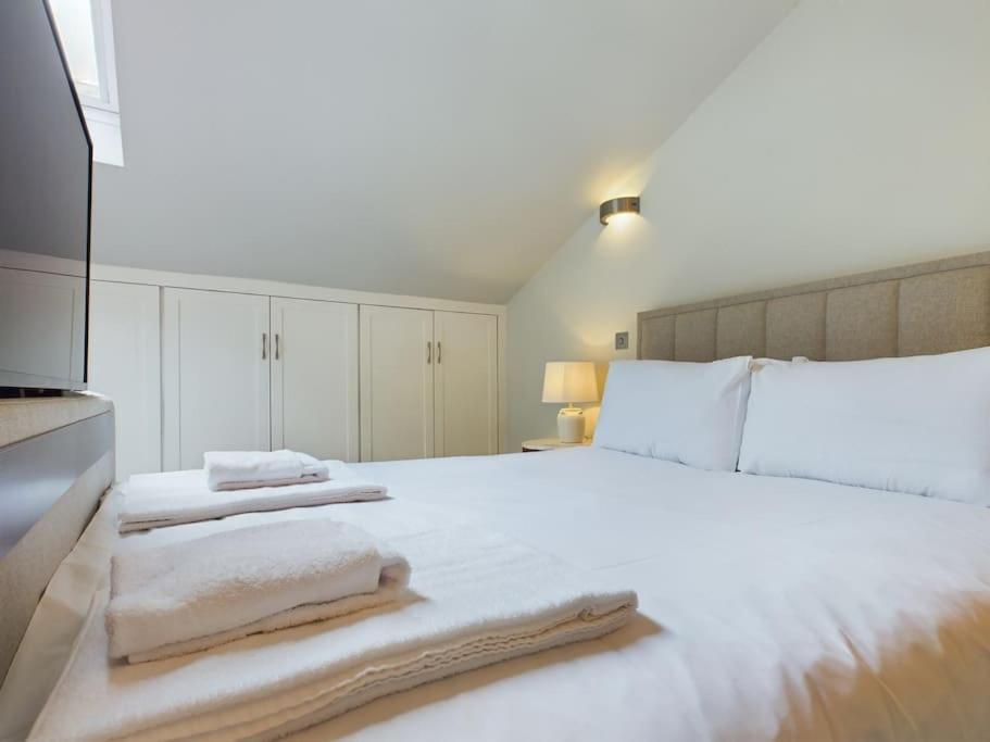 Casa vacanze The Hideout King Bed/w Tv Free Parking Cheltenham