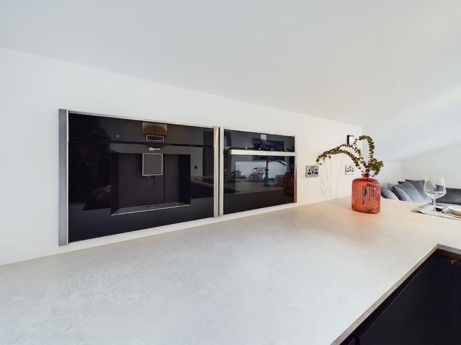 Casa vacanze The Hideout King Bed/w Tv Free Parking *